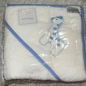 Sferra baby hooded towel